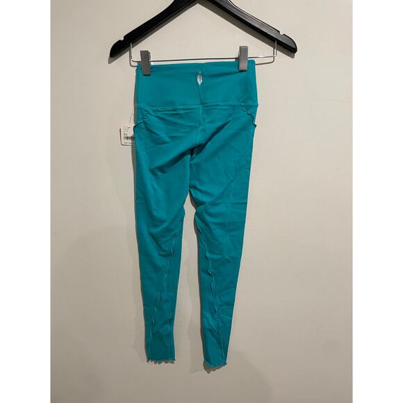 NWT FP Movement x Free People Hearts Aflutter Ankle Legging Wavy Waters Women XS - Picture 7 of 7